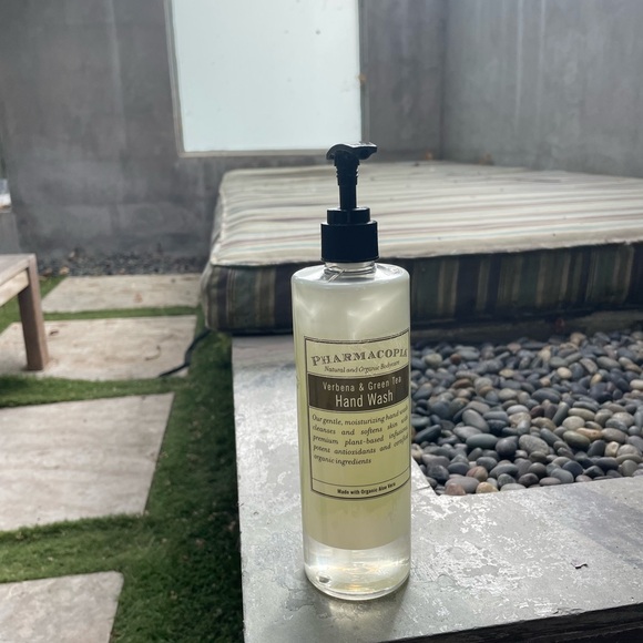 Exclusive - Pharmacopia Verbana and Green Tea Hand Wash - Picture 9 of 13